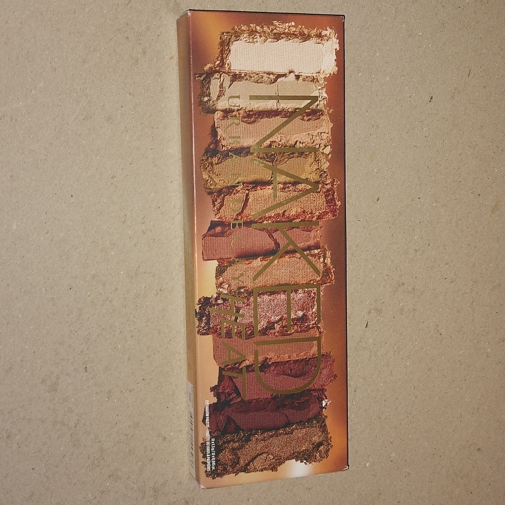 Naked urban decay Heat eyeshadow palette